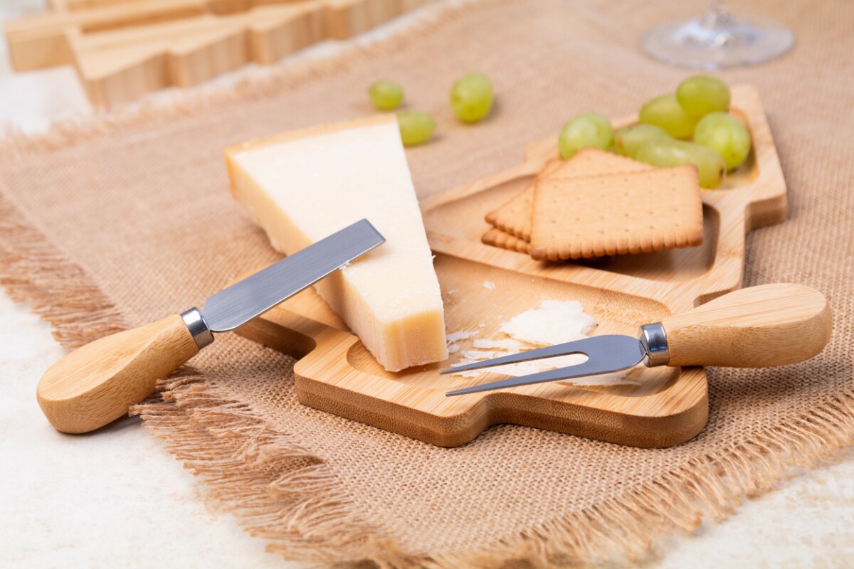 Jarlsberg Świąteczny zestaw noży do sera AP808066__DG2