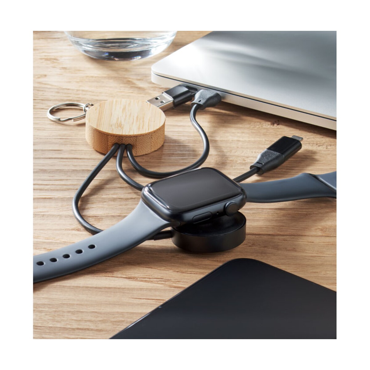 Brelok z kablem 4 w 1 60W BULE mo2451-03-ambiant