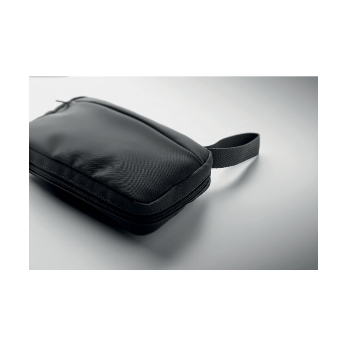 Kosmetyczka 600D RPET VANIT mo2948-03-detail