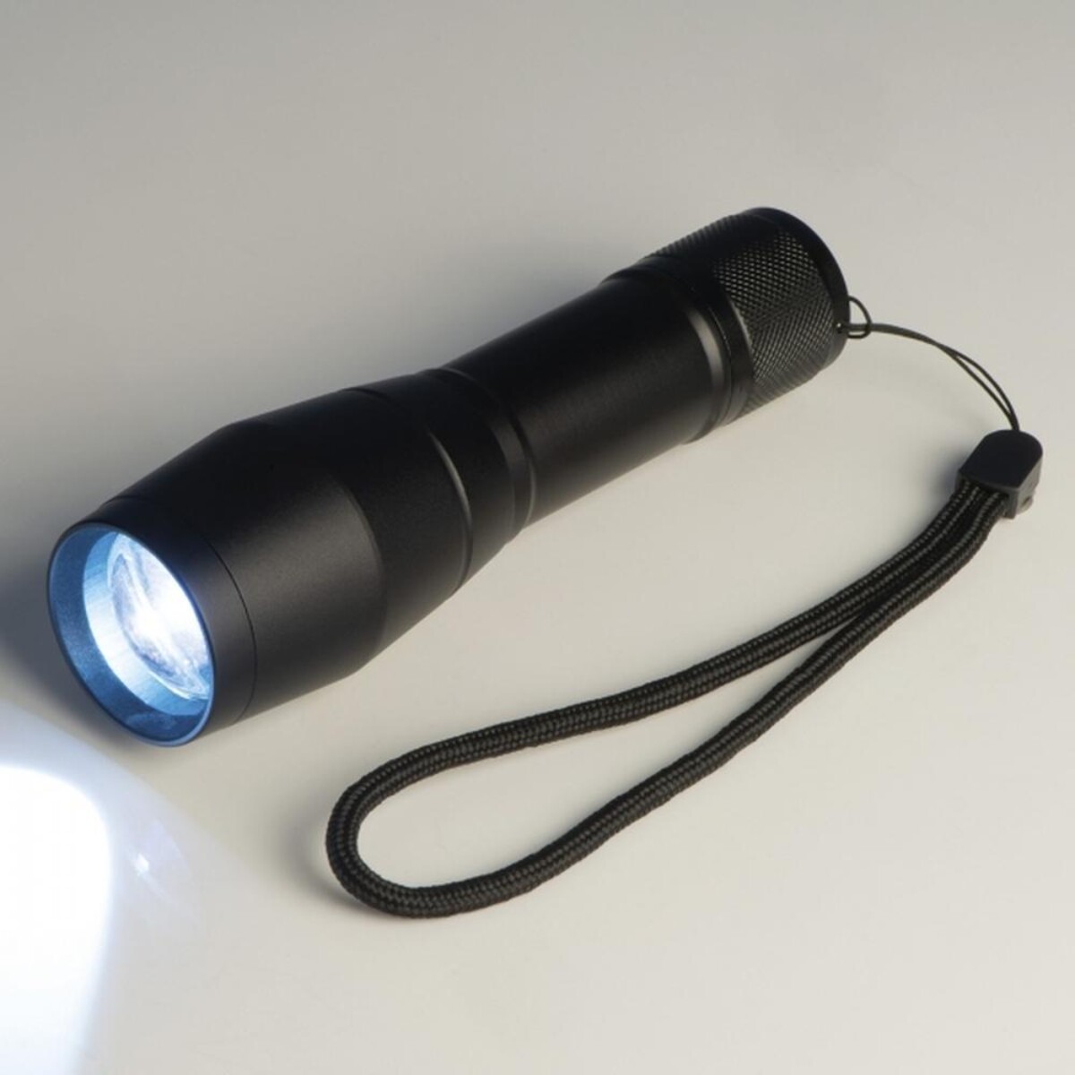 Latarka LED aluminiowa DAVID latarka-led-aluminiowa-8118503-5