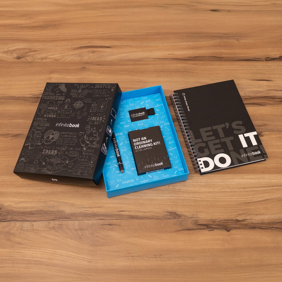 STARTER KIT INFINITEBOOK. Zestaw „Infinitebook” w twardej oprawie, 1 zestaw do czyszczenia, 1 marker i 1 uchwyt na długopis 33211_c