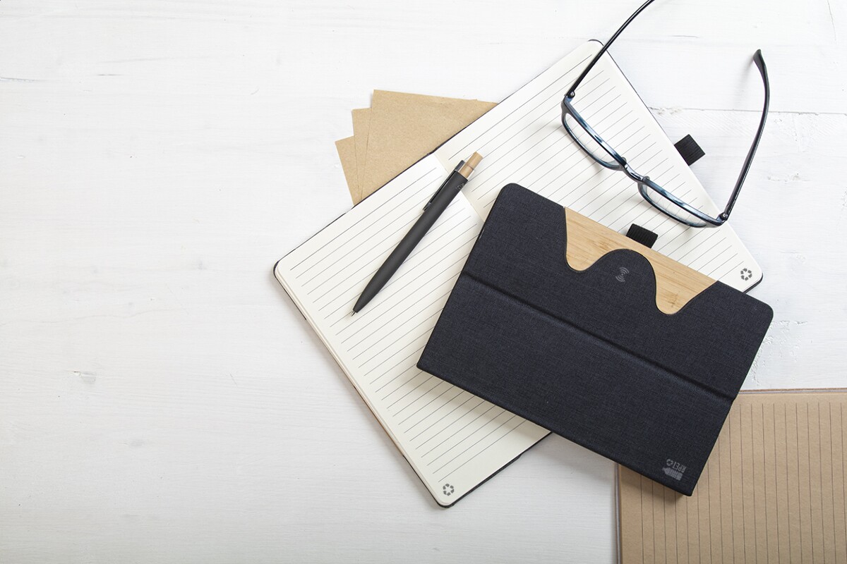 Chatom notes z ładowarką indukcyjną RPET AP864032-06A__DG1