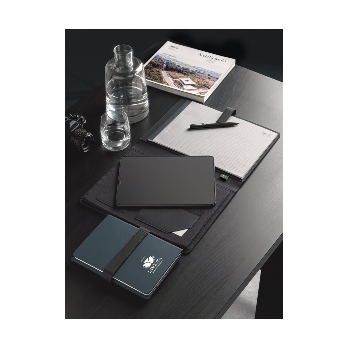 SANDERSON FOLDER 93656_amb