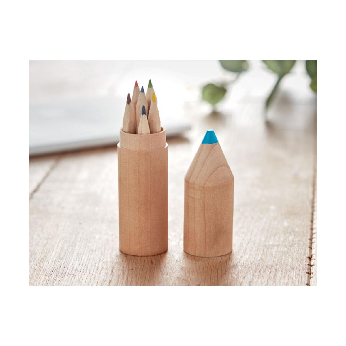 6 kredek w drewnianym pudełku PETIT COLORET mo9875-40-ambiant