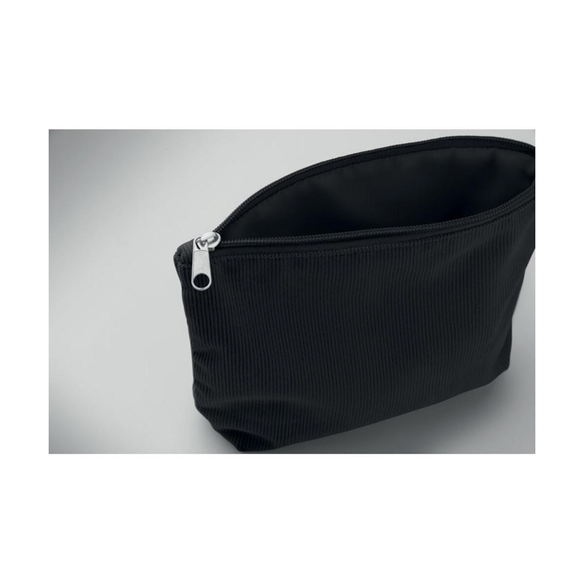 Kosmetyczka sztruksowa CORDY T mo2876-03-open