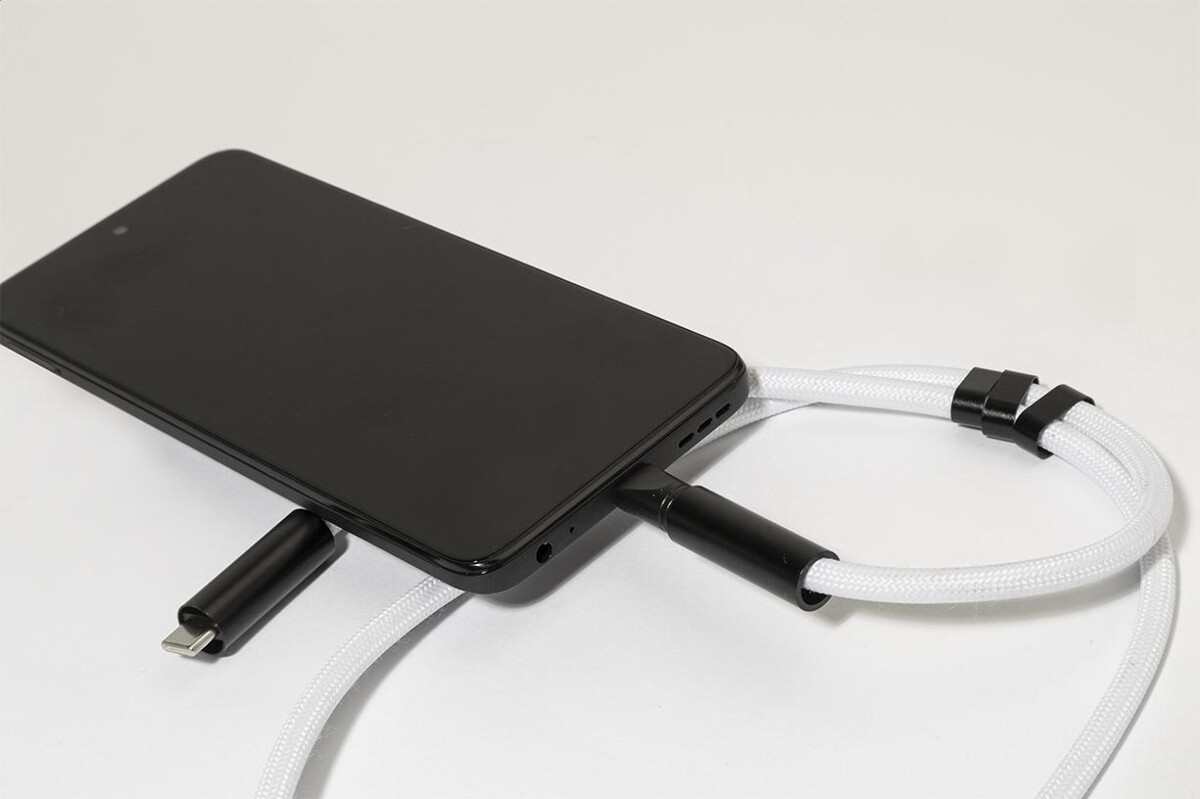 HolCharge smycz, uchwyt na telefon, kabel 60W RPET AP864133-01__CU1