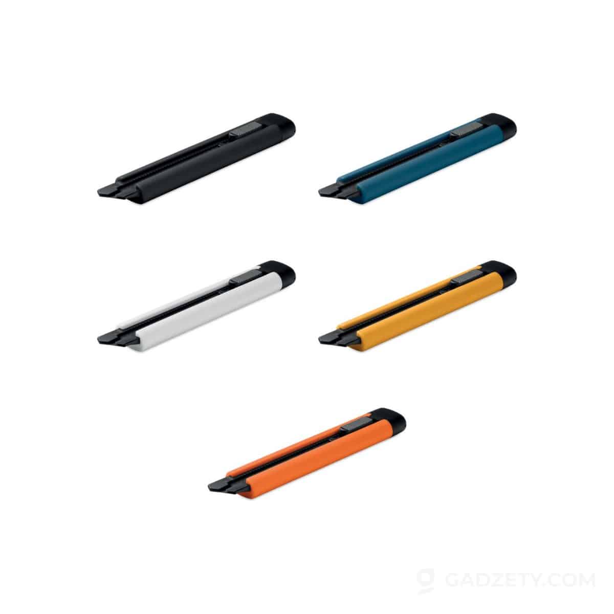 Nóż chowany BLADE, z wymiennymi ostrzami