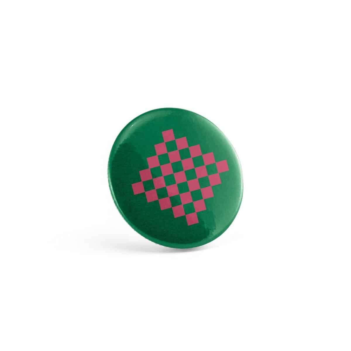 Button P'IN 12. Button P'IN 12. Okrągła przypinka magnetyczna z otwieraczem do butelek 73132_340